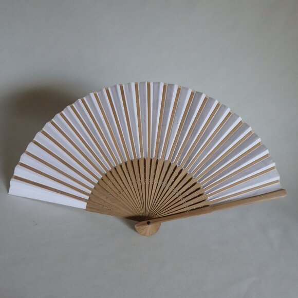 NEW JAPAN JAPANESE 8.25” KOI FISH CARP BAMBOO WOOD FOLDING HANDHELD FAN - Picture 2 of 8
